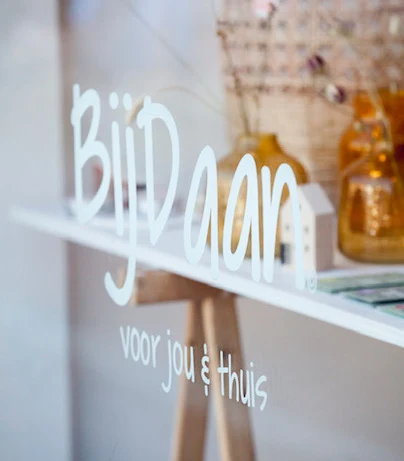 BijDaan De Bilt verkooppunt van Sâlt + Flor kaarten en kalender